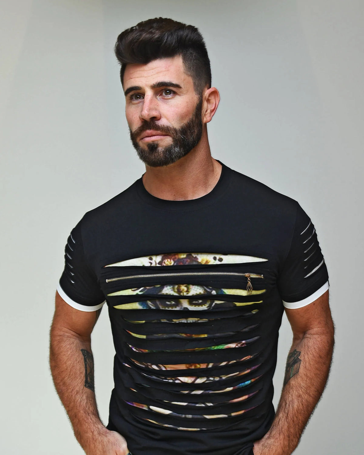 Festive Spirit - Ripped T-shirt